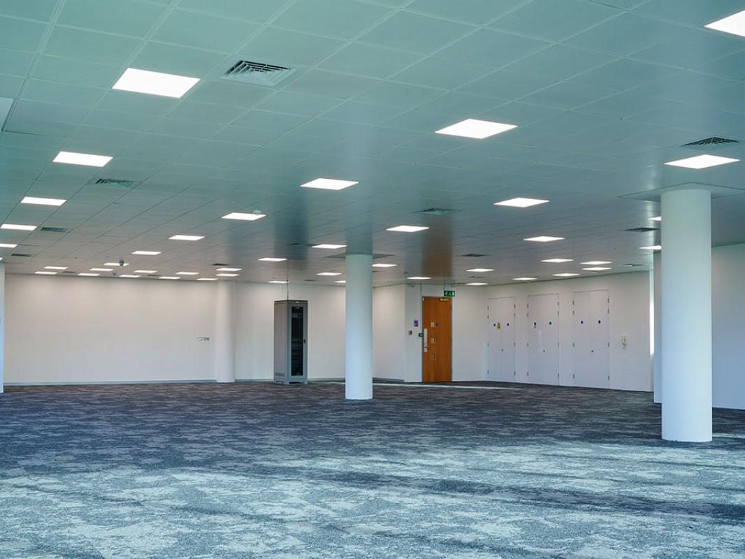 Office in Bridgwater - photo 4