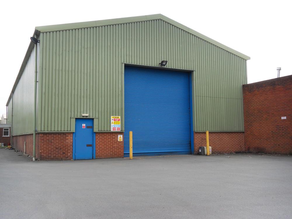 Industrial Unit in Kingswinford - photo 2