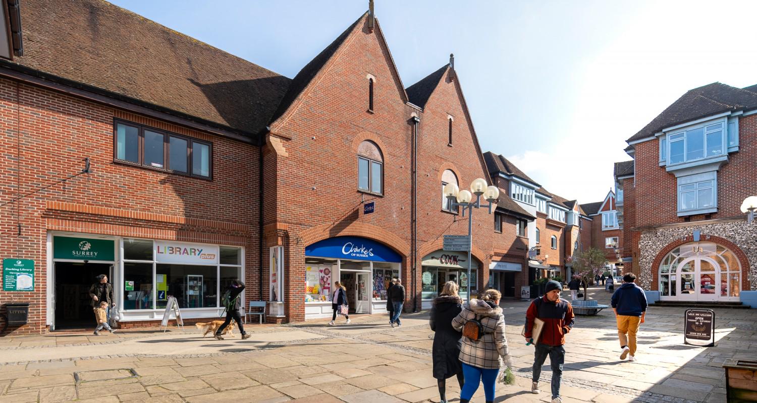 Retail/Shop in Dorking - photo 2