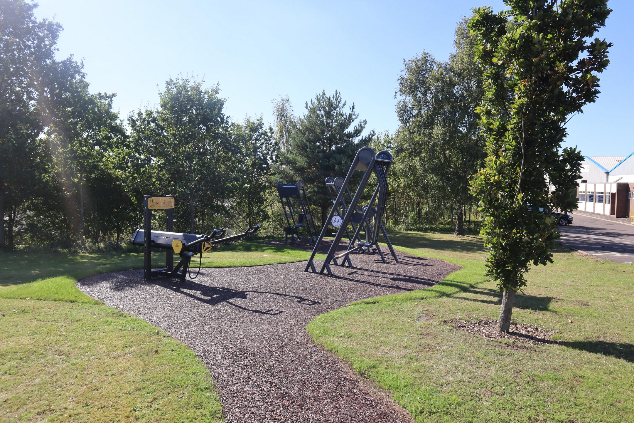 LCP installs new outdoor gym equipment at Multipark Pensnett Estate 